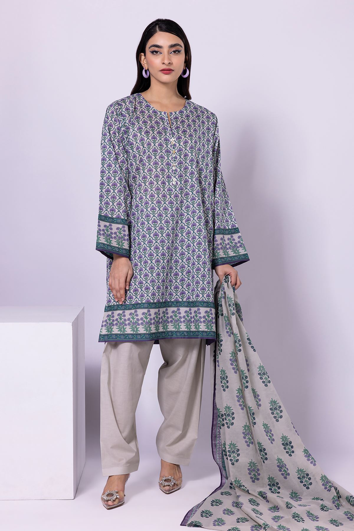 Buy Fabrics 3 Piece Suit | 8.40 USD | 1001757439 | Khaadi Global