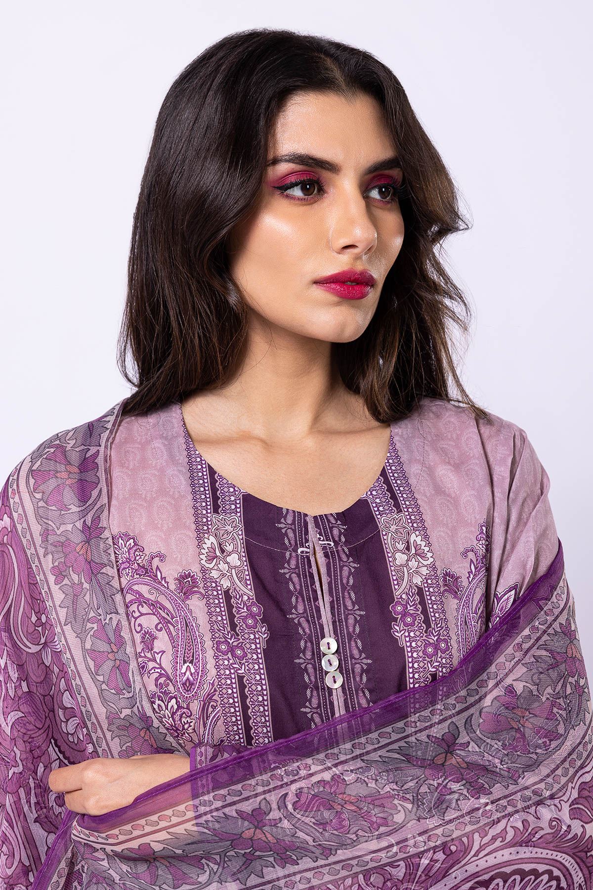 Buy Fabrics 3 Piece Suit | 9.00 USD | 1001748411 | Khaadi Global